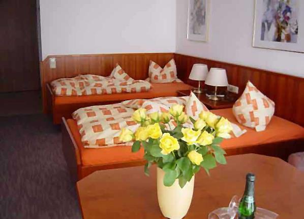 Hotel Seeblick Kirchheim  Room photo